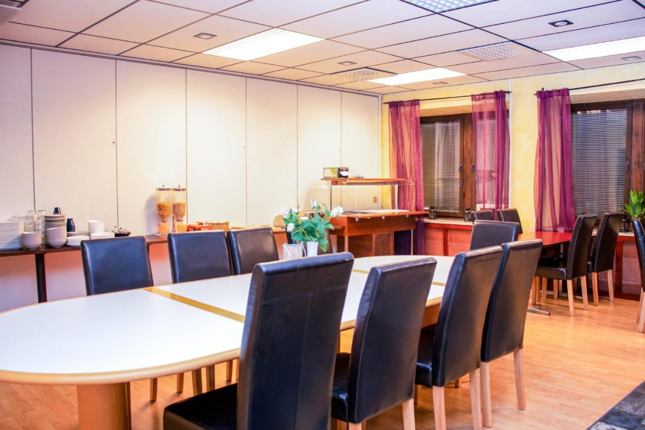 Euroway Hotel Gotenburg Buitenkant foto