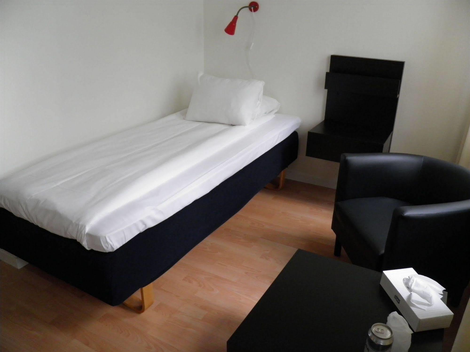 Euroway Hotel Gotenburg Buitenkant foto